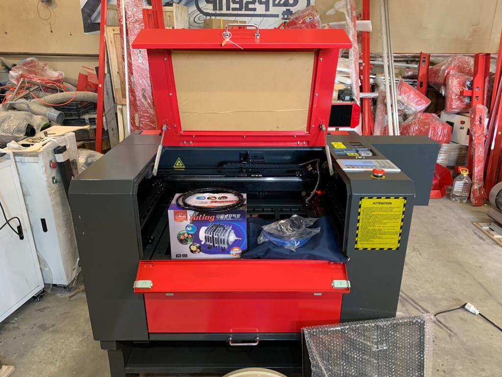 Лазерный станок CO2 c ЧПУ 600х900мм 80Вт/Ruida/medium